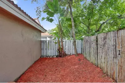 4165  Tree Tops Rd, Cooper City, FL 33026 - Photo 35