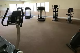 8220 Sunrise Lakes Blvd, Sunrise, FL 33322 - Photo 27