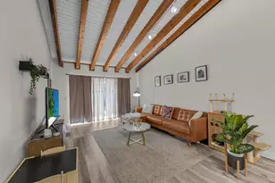 10140 Phoenix Ave, Hollywood, FL 33026 - Photo 11