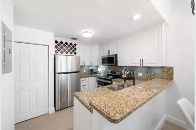 7127  Sportsmans Dr, North Lauderdale, FL 33068 - Photo 13