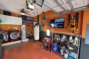 8853 N Isles Cir, Tamarac, FL 33321 - Photo 21