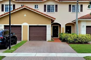 8853 N Isles Cir, Tamarac, FL 33321 - Photo 1