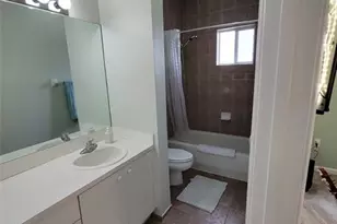 8853 N Isles Cir, Tamarac, FL 33321 - Photo 29