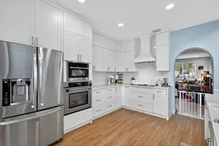 18676 SW 16th St, Pembroke Pines, FL 33029 - Photo 17