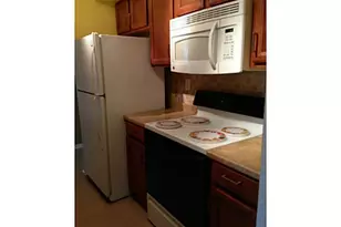 10762 La Placida Dr, Coral Springs, FL 33065 - Photo 9