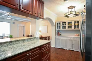 248 NE 41st St, Deerfield Beach, FL 33064 - Photo 1