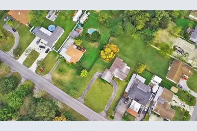 13945 N Miami Ave, Miami, FL 33168 - Photo 9