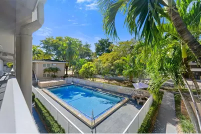 6565  Santona St, Unit #B16, Coral Gables, FL 33146 - Photo 13