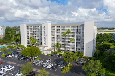 2217  Cypress Island Dr, Unit #303, Pompano Beach, FL 33069 - Photo 9