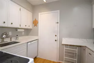 2221 NE 68th St, Fort Lauderdale, FL 33308 - Photo 7