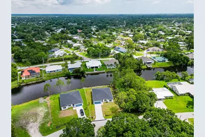 573  Joy Haven Dr, Sebastian, FL 32958 - Photo 7