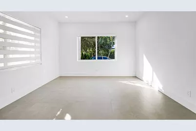 2291 SW 17th St, Miami, FL 33145 - Photo 43