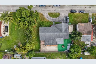 1910 SW 98th Ter, Miramar, FL 33025 - Photo 43