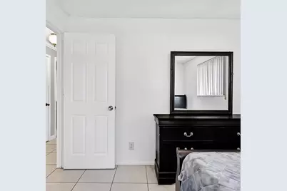 1910 SW 98th Ter, Miramar, FL 33025 - Photo 21