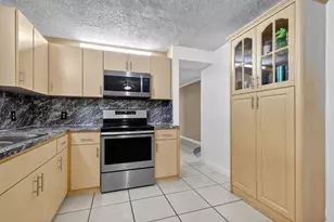 1910 SW 98th Terrace, Miramar, FL 33025 - Photo 11