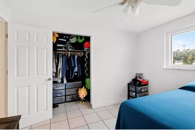 1910 SW 98th Ter, Miramar, FL 33025 - Photo 15