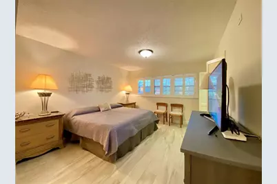 3800  Oaks Clubhouse Dr, Unit #311, Pompano Beach, FL 33069 - Photo 13