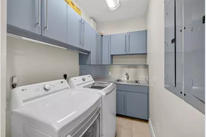 2614  Castilla Isle, Fort Lauderdale, FL 33301 - Photo 59