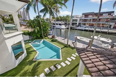 2614  Castilla Isle, Fort Lauderdale, FL 33301 - Photo 31