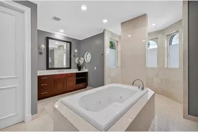 2614  Castilla Isle, Fort Lauderdale, FL 33301 - Photo 33