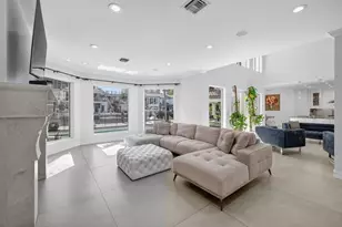 2614 Castilla Isle, Fort Lauderdale, FL 33301 - Photo 15