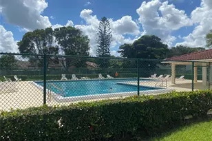 228 Lakeside Cir, Sunrise, FL 33326 - Photo 17