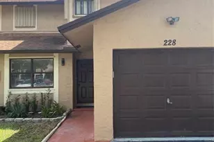 228 Lakeside Cir, Sunrise, FL 33326 - Photo 1