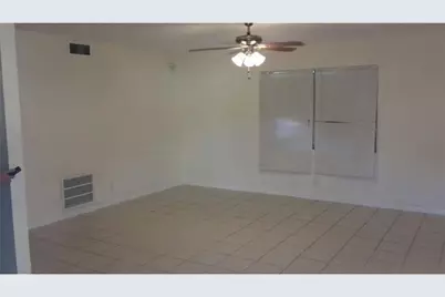 5223 NW 18th Ct, Lauderhill, FL 33313 - Photo 5