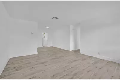 4911 NW 16th St, Lauderhill, FL 33313 - Photo 17