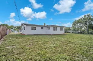 4911 NW 16th St, Lauderhill, FL 33313 - Photo 31