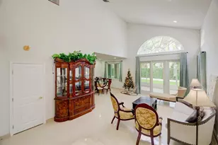 724 NW 155th Terrace, Pembroke Pines, FL 33028 - Photo 5