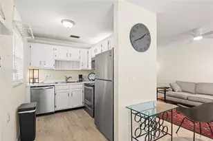 85 NW Crooked Tree Ln Unit, Vero Beach, FL 32962 - Photo 7