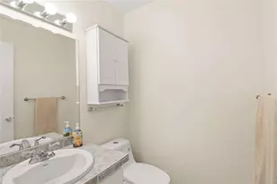 85 NW Crooked Tree Ln Unit, Vero Beach, FL 32962 - Photo 9