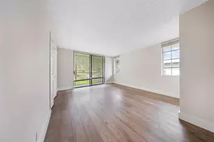 800 E Cypress Ln, Pompano Beach, FL 33069 - Photo 23