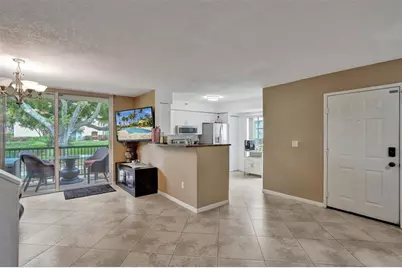 127  Yacht Club Way, Unit #112, Hypoluxo, FL 33462 - Photo 5