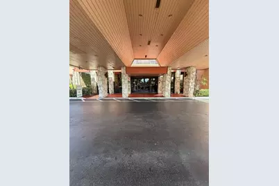 3180  Holiday Springs Blvd, Unit #211, Pompano Beach, FL 33063 - Photo 33