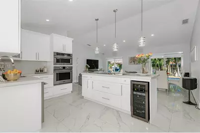 14755 SW 172nd St, Miami, FL 33187 - Photo 13