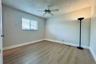 1780 NW 39th Pl, Oakland Park, FL 33309 - Photo 25