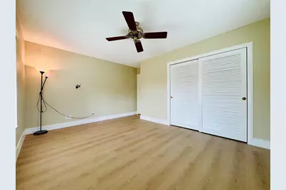 1780 NW 39th Pl, Oakland Park, FL 33309 - Photo 15