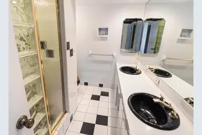 2625 E Gulfstream Ln, Fort Lauderdale, FL 33312 - Photo 21