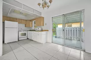 2241 Monroe St, Hollywood, FL 33020 - Photo 11