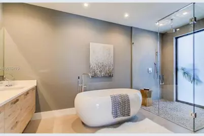 1400 NE 6 St, Unit #1400, Fort Lauderdale, FL 33304 - Photo 9