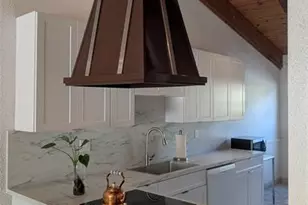 11180 Redwood Unit, Pembroke Pines, FL 33026 - Photo 3