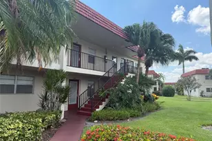 32 Abbey Ln, Delray Beach, FL 33446 - Photo 1