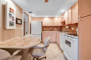 2951 S Palm Aire Dr, Pompano Beach, FL 33069 - Photo 9