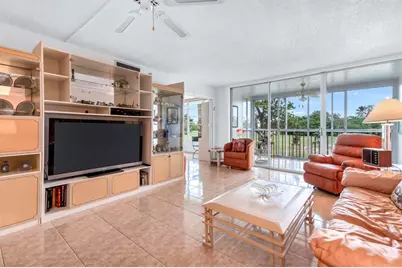2951 S Palm Aire Dr, Unit #202, Pompano Beach, FL 33069 - Photo 15