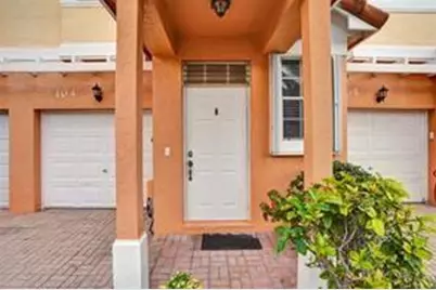 1962 NE 7th St, Deerfield Beach, FL 33441 - Photo 1