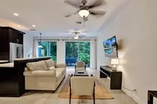 1962 NE 7th St, Deerfield Beach, FL 33441 - Photo 3