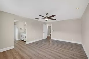 1401 NE 9th St, Fort Lauderdale, FL 33304 - Photo 13