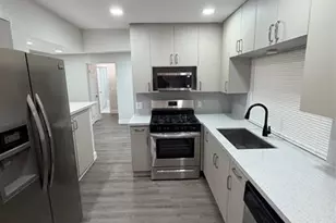 11461 NW 31st Pl, Sunrise, FL 33323 - Photo 9